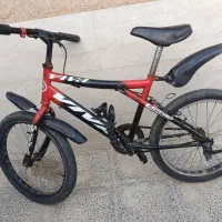 دو عدوچرخه۱۶و۲۰