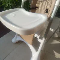 صندلی کودک در حد نو