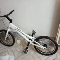 دوچرخه تریال 20