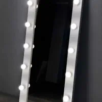 اینه میکاپ