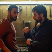 بلیط فیلم اسکورت و زنده شور