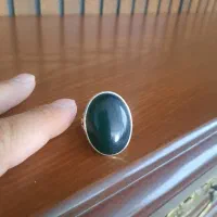 انگشتر حرف ای کاد کبود ۲۰ گرم خیلی زیبا و مشتی