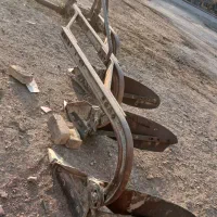 گاو آهن سه خیش