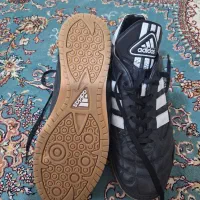 کفش سالنی ادیداس اصل|کیف، کفش، کمربند|نهاوند, |دیوار