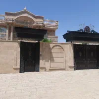 ۷۵۰ متر عمارت بسیار شیک  در خیابان درختی