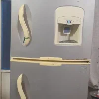 یخچال فریزر کار کرده