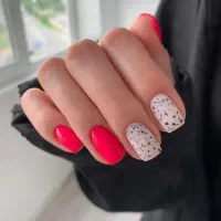 مدل رایگان برای خدمات ناخن