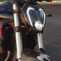 بنلی ۳۰۰ مدل ۱۳۹۹ سرامیک شده با کلاه