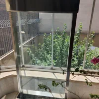 آبنما شیشه ای