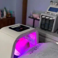 دستگاه‌هیدروفیشیال۶ کاره + تونل ماسک LED|آرایشگاه و سالن‌های زیبایی|لاهیجان, انقلاب|دیوار