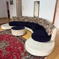 تعدادی لوازم منزل و چهار عدد کاج به فروش میرسد