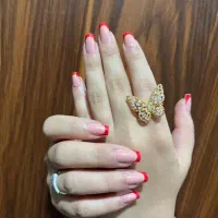 تخفیف کاشت تخصصی ناخن ۱۹۸