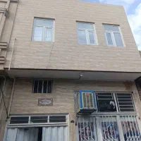 خانه ۳ طبقه ۱۱۰ متری خ آوینی ۱۴ جنب نامدار ۴