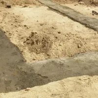 زمین ۱۵۰متری