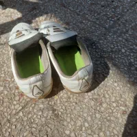 فروش کفش استوک و دستکش دروازه بانی|تجهیزات ورزشی|محمودآباد, |دیوار