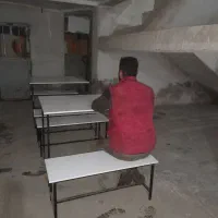 دوعدد میز و چهارتا نیمکت دو نفره و یک میز بزرگ نو|صندلی و نیمکت|تالش, هشتپر|دیوار