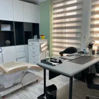 اجاره اتاقی از کلینیک زیبایی با تجهیزات کامل|اجارهٔ دفتر کار، اتاق اداری، مطب|تهران, فاطمی|دیوار