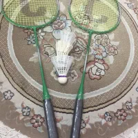راکت و توپ بدمینتون
