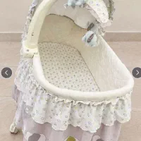 تخت کنار مادره گهواره ای