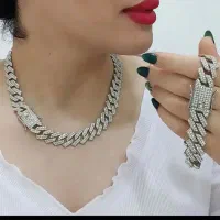 زنجیر و دستبند
