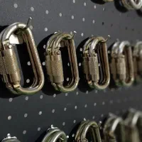 کارابین اتومات فولادی CSG ابزار صعود پتزل PETZL|کوهنوردی و کمپینگ|تهران, هفت چنار|دیوار