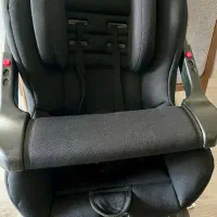 صندلی ماشین کودک در حد نو