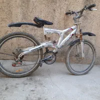 دوچرخه 26