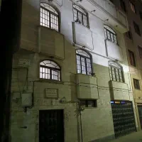 ملک-شخصی-3-طبقه-همکف-و-2-طبقه-85-متربنای-کل275متر