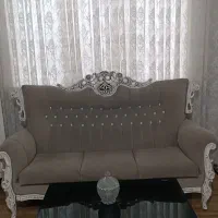 مبل هفت نفره و ویترین