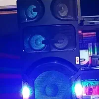 پارتی باکس سونی|سیستم صوتی خانگی|اندیشه, اندیشه فاز ۴|دیوار