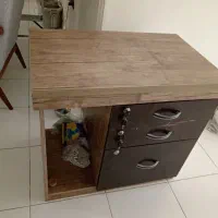 میز کار وصندلی کار کرده