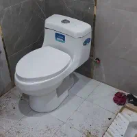 لوله کشی آب نصب توالت شیر آلات پمپ.مخزن  گلستان و.