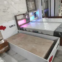 تخت خواب فقط وفقط۲۹۰۰۰۰۰|تخت و سرویس خواب|لردگان, |دیوار