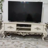 مبل سلطنتی جنس عالی میز تلویزیون اشانتیون.فرش جداگ|مبلمان خانگی و میز عسلی|دماوند, گیلاوند|دیوار