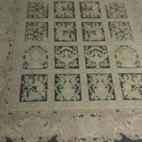 یک جفت فرش ۹ متری ویه ۴ متری و۱ عددگرد طرح خ شتی