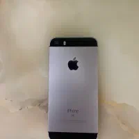 آیفون SE