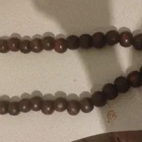 تسبیح بزرگ|کلکسیون اشیاء عتیقه|نیشابور, بزرگمهر|دیوار