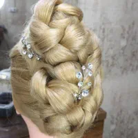 آموزشگاه مراقبت زیبایی بندر انزلی (مریم کاظمی)|خدمات آرایشگری و زیبایی|بندر انزلی, لاله|دیوار