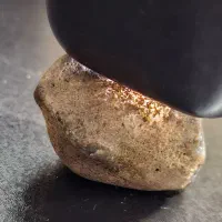 بلور الماس سیاه بلور شهاب سنگ اسمانی نایاب
