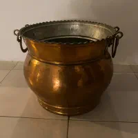 گلدان مسی قدیمی|صنایع دستی و سایر لوازم تزئینی|تهران, اکباتان|دیوار
