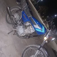 موتور سیکلت ۱۲۵ کویر