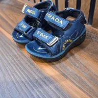 کفش بچگانه نو