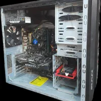 فروشنده باندل مادربرد و خریدار کیس کامپیوتر وقطعات