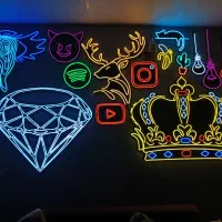 ساخت تخصصی تابلو نئون ، ارسال به سراسر کشور|ریسه و چراغ تزئینی|فردوسیه, |دیوار