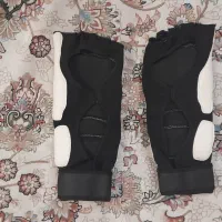 دستکش،پابند،ساق بند،ساعد بند،کمربند اصل|تجهیزات ورزشی|مراغه, |دیوار