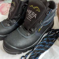 کفش/ چکمه ایمنی کاملا نو سایز ۴۰|کیف، کفش، کمربند|زنجان, |دیوار