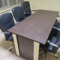 میز و صندلی کنفرانسی در حد نو