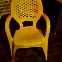 صندلی پلاستیکی