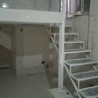 دوطبقه خانه سند دار جلوخیابون با مغازه ناصر خسرو