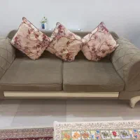 مبل هفت نفره کلاسیک باجلومبلی وبا یک میزعسلی